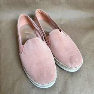 Toms Peachy Pink Suede Espadrille Slip On Shoes. Size 7